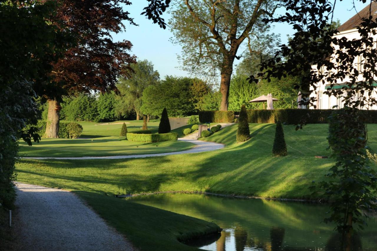 Hotel Golf De Pierpont Bons Villers Exteriör bild